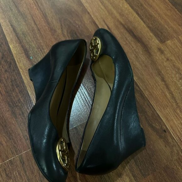 Tory Burch Black wedges with Gold Emblem - Picture 2 of 9